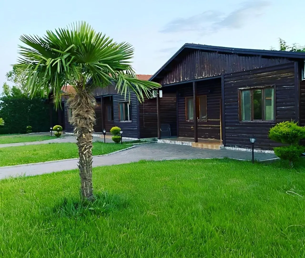 Guesthouses Gjokazaj Tale Beachfront Lezhë 0*,  Albánie