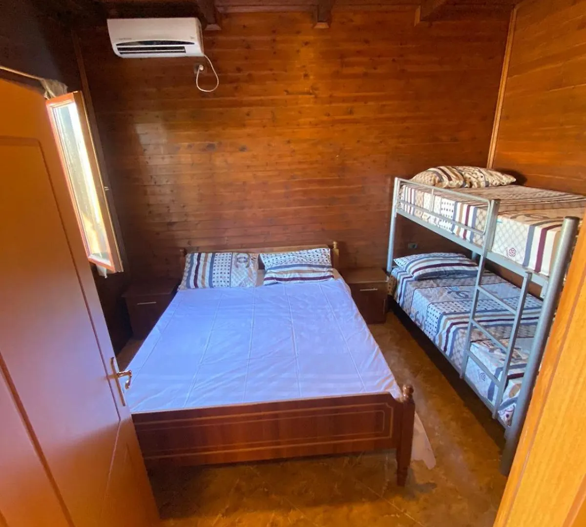 Penzion Guesthouses Gjokazaj Tale Beachfront Lezhë Albánie